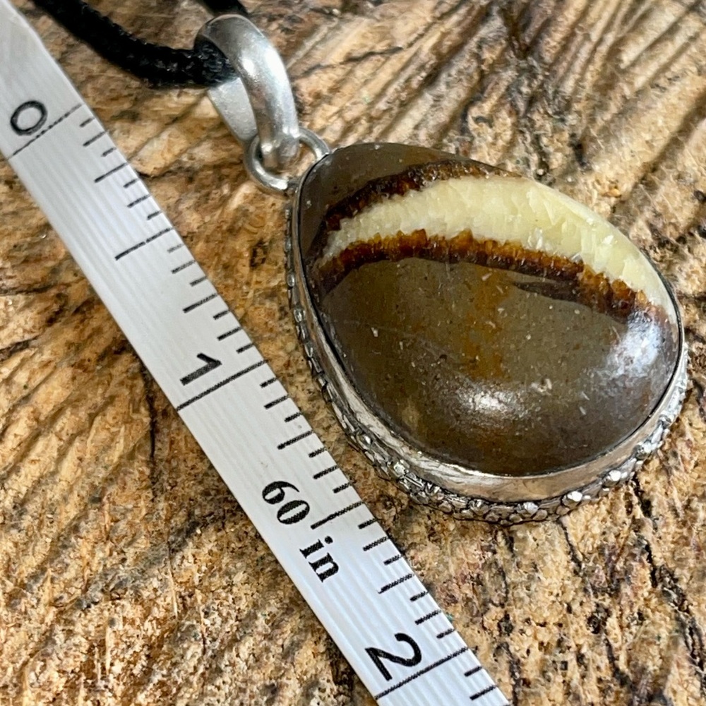 Septarian Nodule Dragon Stone Pendant 1 7/8” - Picture 8 of 10